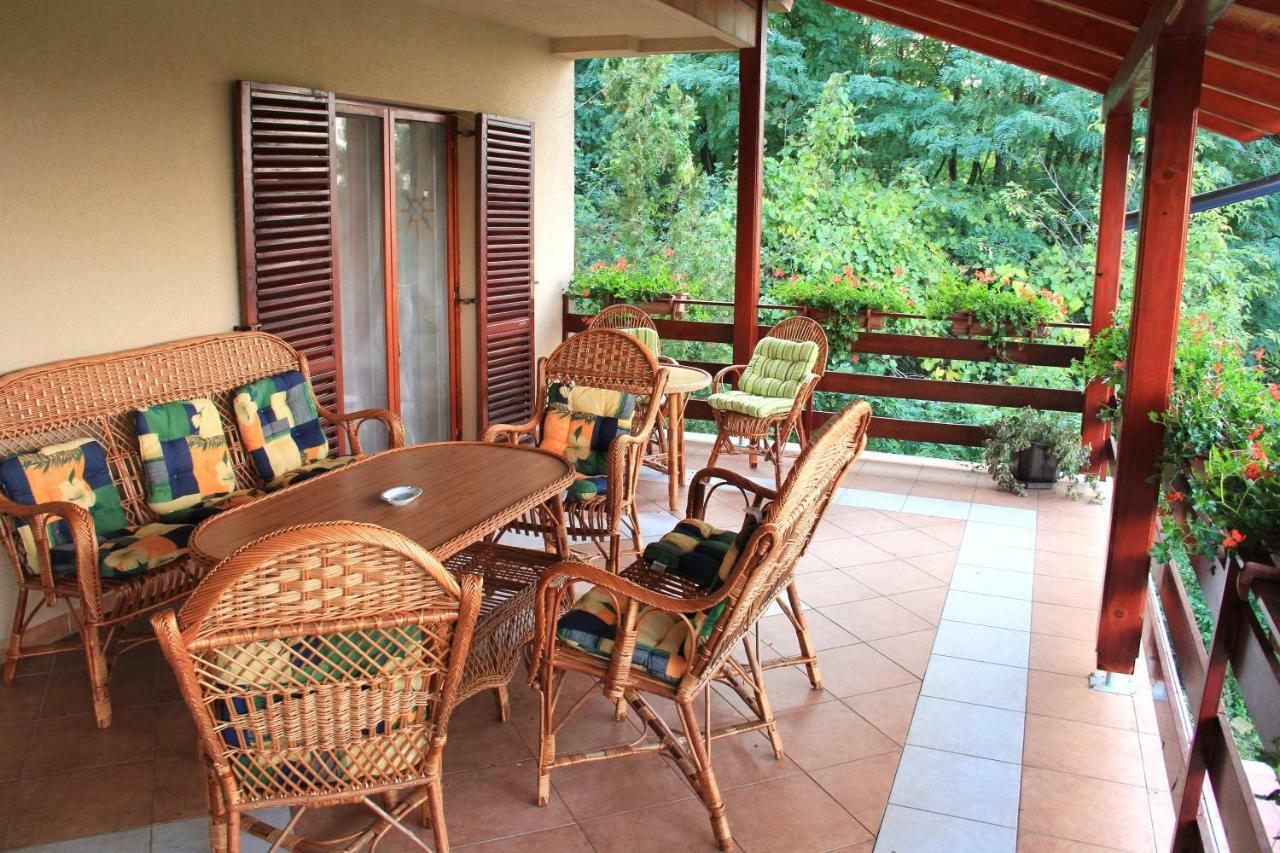 Holiday Home Nina Petrinja Екстер'єр фото