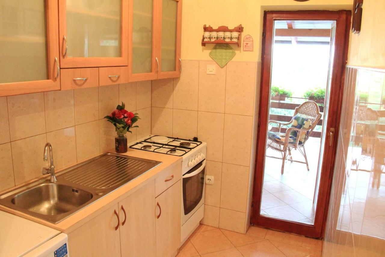Holiday Home Nina Petrinja Екстер'єр фото
